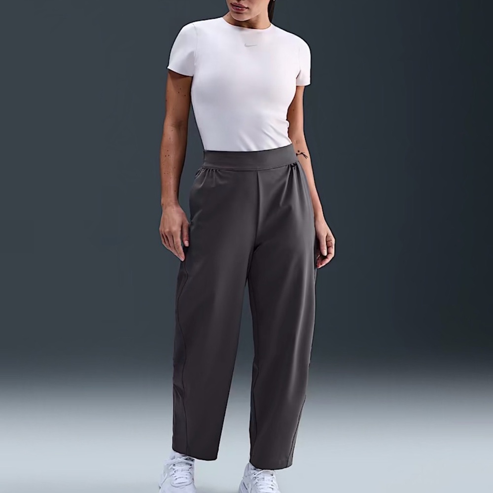 Nike 24.7 Perfect Stretch DriFit Pants Women XS NWT